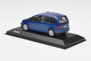 Volkswagen Touran Син Minichamps 1:43 TOURAN002 Метал — снимка 3 от 4