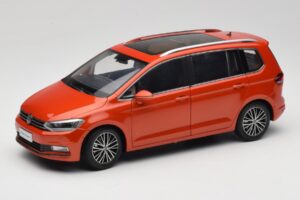 Volkswagen Touran 5T Оранжев Paudi Model 1:18 ZVE000003ORA Метал