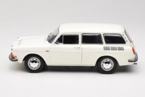 Volkswagen Type 3 1600 L Variant Полиция Minichamps 1:18 100051091 Метал — снимка 4 от 8