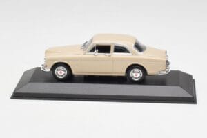 Volvo 121 Amazon Бежов Minichamps 1:43 940171002 Метал