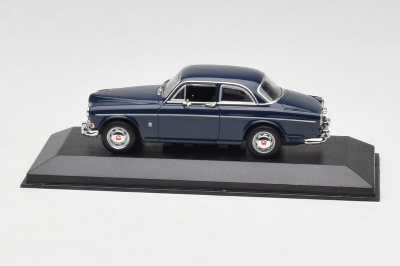 Volvo 121 Amazon Тъмносин Minichamps 1:43 VOLVO012 Метал