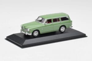 Volvo 121 Amazon Комби Зелен Minichamps 1:43 430171012 Метал — снимка 2 от 4