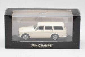 Volvo 121 Amazon Комби Бял Minichamps 1:43 430171010 Метал — снимка 4 от 4