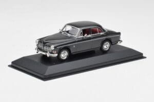 Volvo 121 Amazon Сив Minichamps 1:43 430171061 Метал — снимка 2 от 4