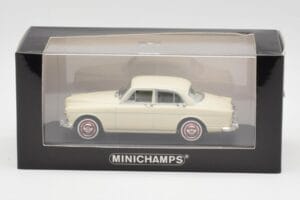 Volvo 121 Amazon Бял Minichamps 1:43 430171040 Метал — снимка 4 от 4