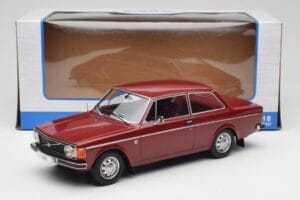 Volvo 142 Тъмночервен MCG 1:18 MCG18443 Метал — снимка 6 от 6
