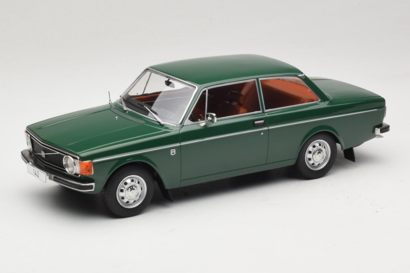 Volvo 142 Зелен MCG 1:18 MCG18005 Метал