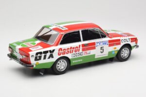 Volvo 142 #5 H. Mikkola / E. Rautanen Rally 1000 Lakes 1973 MCG 1:18 MCG18529R Метал — снимка 2 от 6