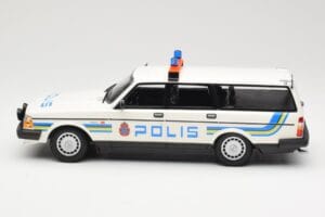 Volvo 240 GL Комби Polis Sweden Minichamps 1:18 155171480 Метал — снимка 3 от 6