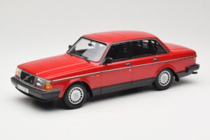 Volvo 240 GL Тъмночервен Minichamps 1:18 166171401 Метал