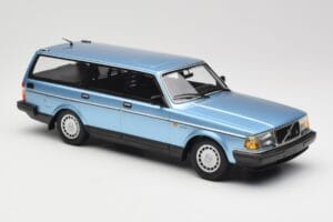 Volvo 240 GL Estate Blue Metallic Minichamps 1:18 155171414 Метал — снимка 4 от 6