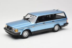 Volvo 240 GL Estate Blue Metallic Minichamps 1:18 155171414 Метал