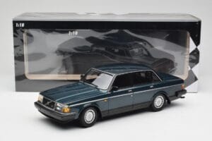 Volvo 240 GL Petrol Metallic Minichamps 1:18 155171407 Метал — снимка 6 от 6