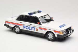 Volvo 240 GL Politi Norway Minichamps 1:18 155171491 Метал — снимка 4 от 6