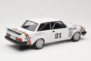 Volvo 240 Turbo #21 P. Stureson DTM Winner Wunstorf 1985 AUTOart 1:18 88592 Метал — снимка 3 от 8