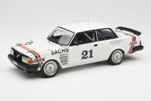 Volvo 240 Turbo #21 P. Stureson DTM Winner Wunstorf 1985 AUTOart 1:18 88592 Метал