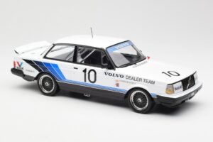 Volvo 240 Turbo #10 R. Francevic Winner ATCC 1986 IXO 1:18 18RMC176 Метал — снимка 4 от 6