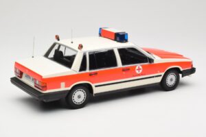 Volvo 740 GL DRK Aschaffenburg Minichamps 1:18 155171790 Метал — снимка 2 от 6