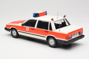 Volvo 740 GL DRK Aschaffenburg Minichamps 1:18 155171790 Метал — снимка 5 от 6