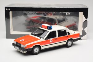 Volvo 740 GL DRK Aschaffenburg Minichamps 1:18 155171790 Метал — снимка 6 от 6
