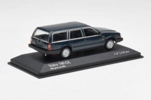 Volvo 740 GL Estate Синьо-Зелено Металик Minichamps 1:43 943171713 Метал — снимка 2 от 4