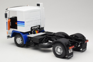 Volvo F12 Син Бял Road Kings 1:18 RK180033 Метал — снимка 5 от 8