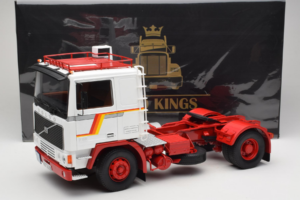 Volvo F12 Бял Червен Road Kings 1:18 RK180031 Метал — снимка 8 от 8