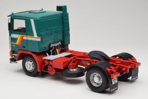 Volvo F1220 Зелен Червен Road Kings 1:18 RK180032 Метал — снимка 7 от 8