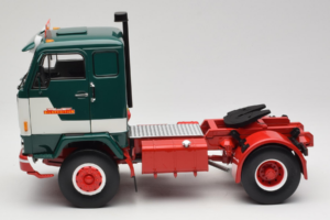 Volvo F88 Bilspedition Зелен Бял MCG 1:18 MCG18139 Метал — снимка 4 от 8