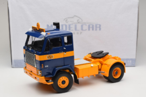 Volvo F88 Тъмно Син Жълт MCG 1:18 MCG18140 Метал — снимка 8 от 8
