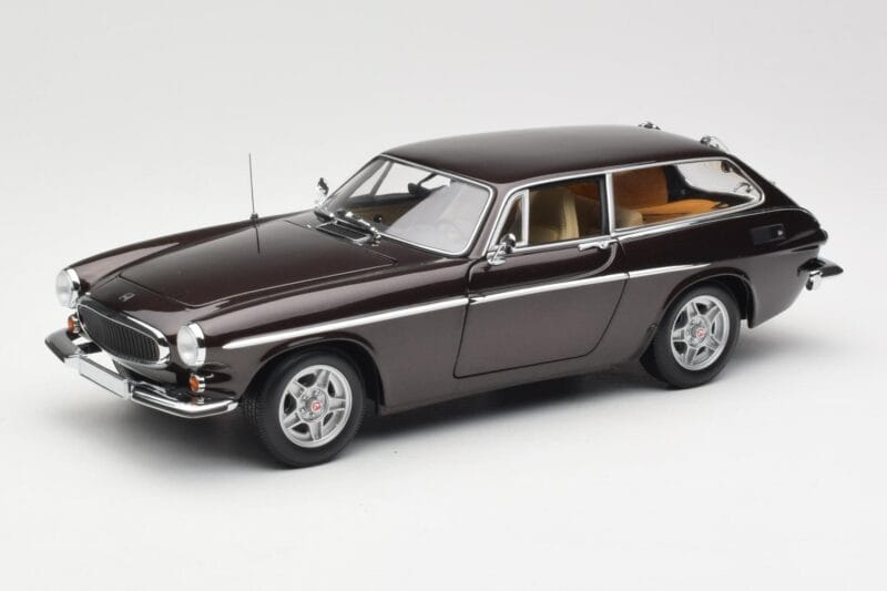 Volvo P1800 ES Кафяв Metallic Minichamps 1:18 100171615 Метал