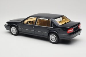 Volvo S90 Royal Blue DNA 1:18 DNA000088 Метал — снимка 5 от 6