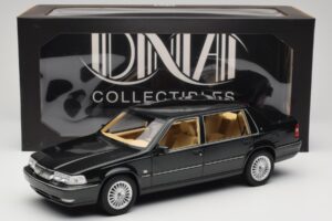 Volvo S90 Royal Green DNA 1:18 DNA000090 Метал — снимка 6 от 6