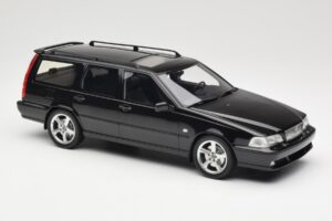 Volvo V70 R P80 Черен DNA 1:18 DNA000232 Метал — снимка 4 от 6