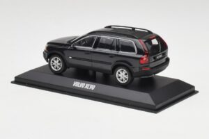 Volvo XC90 Черен Сапфир Minichamps 1:43 38704 Метал — снимка 3 от 4
