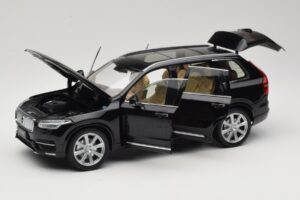 Volvo XC90 Onyx Black Paudi Model 1:18 9430842 Метал — снимка 2 от 8