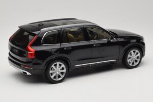 Volvo XC90 Onyx Black Paudi Model 1:18 9430842 Метал — снимка 3 от 8