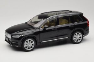 Volvo XC90 Onyx Black Paudi Model 1:18 9430842 Метал