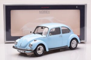 Volkswagen Beetle 1303 Светлосин Norev 1:18 188532 Метал — снимка 6 от 6