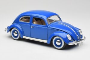 Volkswagen Beetle Синьо Bburago 1:18 23124646 Метал — снимка 6 от 8