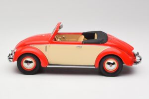 Volkswagen Beetle Hebmuller Кабриолет Червен & Кремав Minichamps 1:18 107054231 Смола — снимка 3 от 6