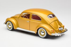 Volkswagen Beetle Златист Bburago 1:18 3361 Метал — снимка 7 от 8