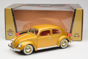 Volkswagen Beetle Златист Bburago 1:18 3361 Метал — снимка 8 от 8