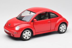 Volkswagen New Beetle Червен Bburago 1:18 8185108 Метал