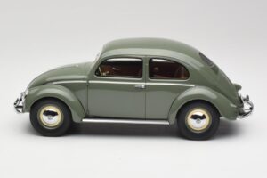 Volkswagen Beetle Beryl Зелен Minichamps 1:18 107054000 Смола — снимка 3 от 6