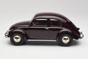 Volkswagen Beetle Ruby Червен Minichamps 1:18 107054002 Смола — снимка 3 от 6