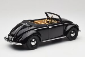 Volkswagen Beetle Type 1 Hebmuller Кабриолет Черен Minichamps 1:18 107054232 Метал — снимка 2 от 6