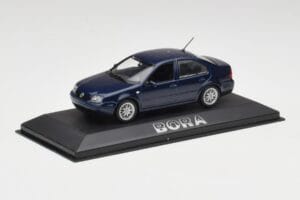 Volkswagen Bora Ocean Син Minichamps 1:43 8198223B Метал — снимка 2 от 4