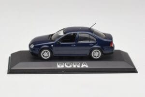 Volkswagen Bora Ocean Син Minichamps 1:43 8198223B Метал