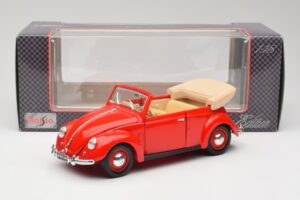 Volkswagen Кабриолет Ruby Червен Maisto 1:18 32826 Метал — снимка 8 от 8